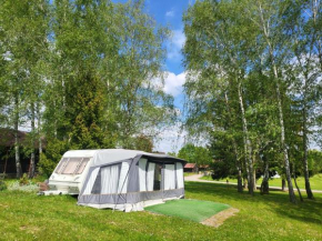 karavan U Goldy